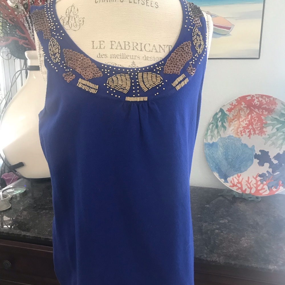 Cable & Gage blue beaded tank top